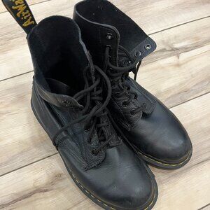 Dr. Marten's Airwalk Boots